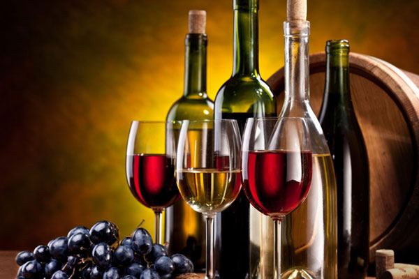 Học cách khui rượu vang nắp vặn
