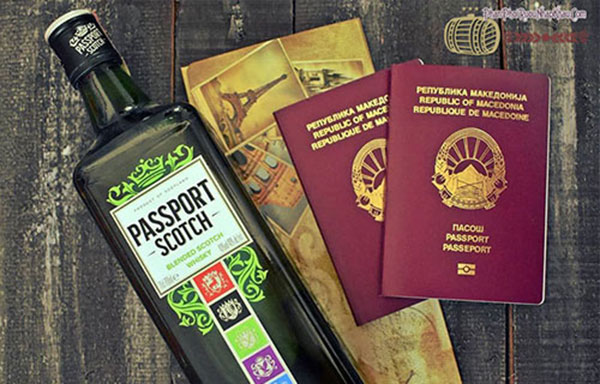 giá chai rượu passport scotch
